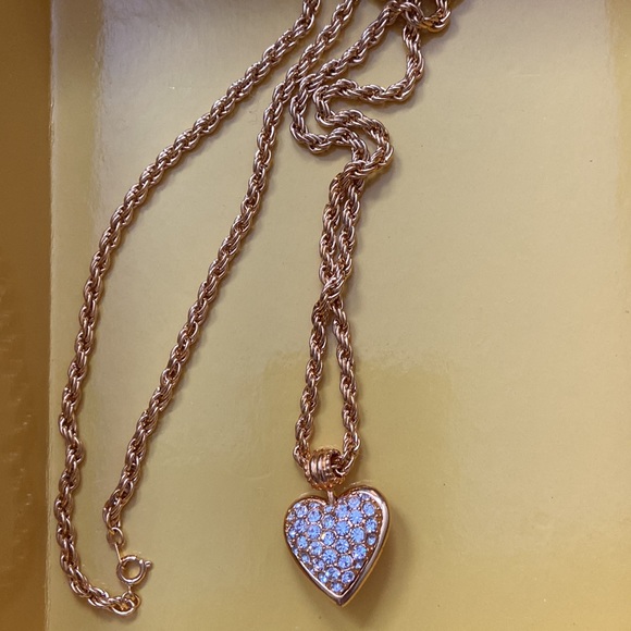 The color institute annual sun goddess edition makeup set - Picture 9 of 9